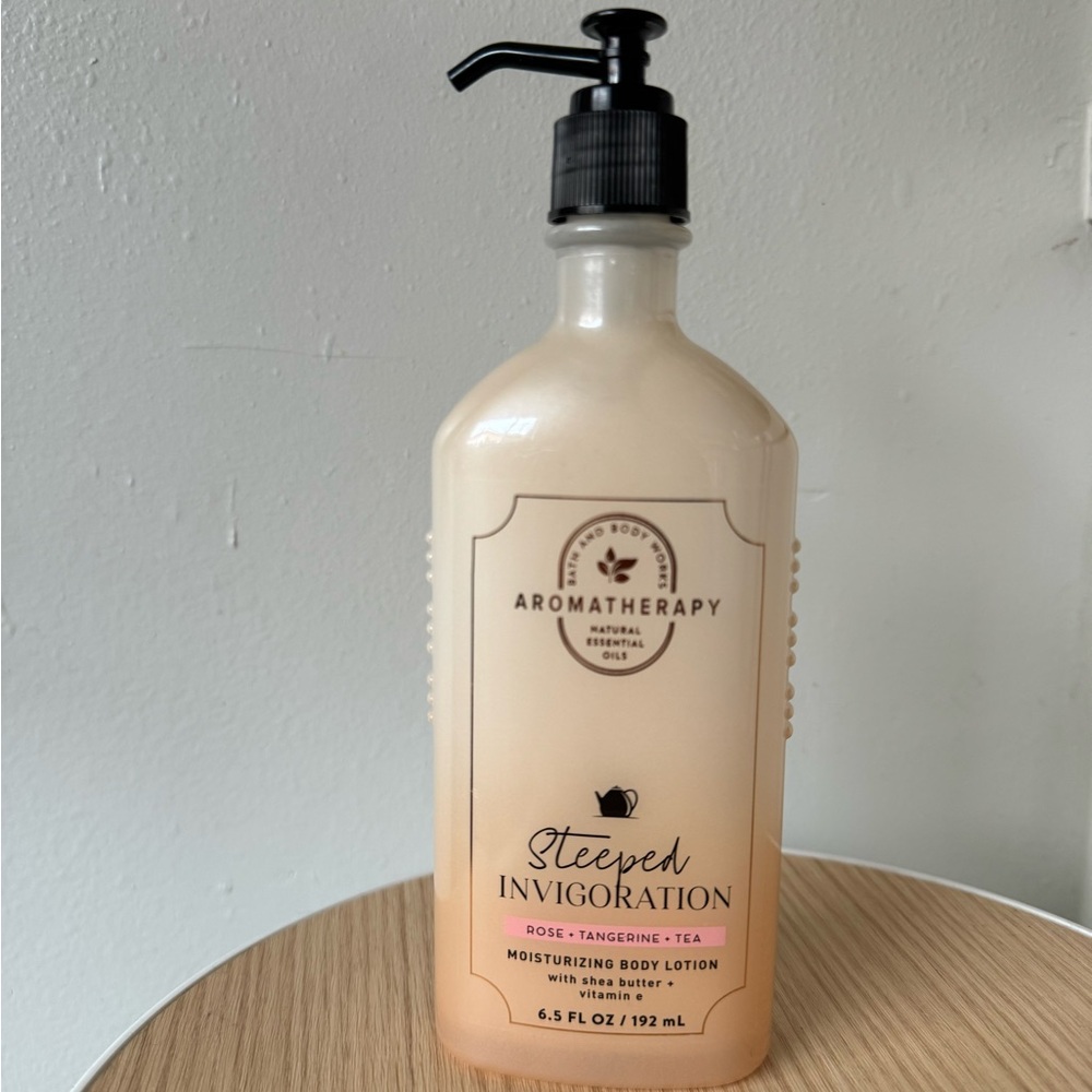 BATH & BODY WORKS LOTION STEEPED INVIGORATION rose, tangerine and tea